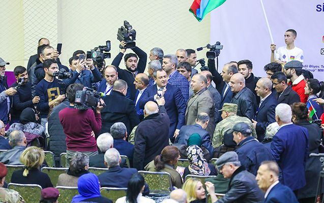 Adil Əliyev: Həmişə seçicinin yanında olmuşam (FOTO)