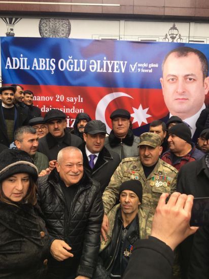 Adil Əliyev: Həmişə seçicinin yanında olmuşam (FOTO)