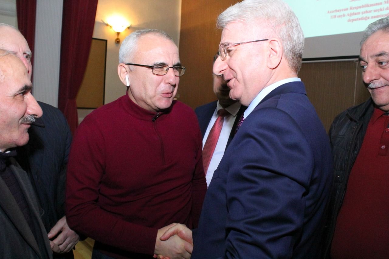 Bəxtiyar Əliyev seçici müşahidəçilər və könüllülərlə yekun görüş keçirib (FOTO)
