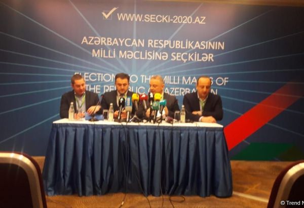 Gürcüstanlı müşahidəçilər: Azərbaycan parlament seçkilərini layiqincə keçirdi (FOTO)
