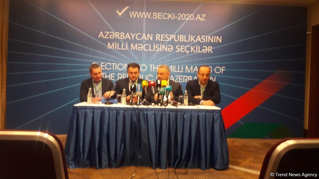 Gürcüstanlı müşahidəçilər: Azərbaycan parlament seçkilərini layiqincə keçirdi (FOTO)