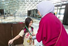 Heydər Əliyev Beynəlxalq Aeroportunda gözə görünməyən məhdudiyyətləri olan sərnişinlər üçün imkanlar yaradılıb (FOTO)