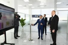Prezident İlham Əliyev Kürdəmirdə “ASAN xidmət” mərkəzinin açılışında iştirak edib (FOTO) (YENİLƏNİB)