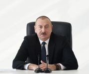 Prezident İlham Əliyev Kürdəmirdə “ASAN xidmət” mərkəzinin açılışında iştirak edib (FOTO) (YENİLƏNİB)