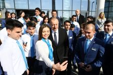Prezident İlham Əliyev Kürdəmirdə “ASAN xidmət” mərkəzinin açılışında iştirak edib (FOTO) (YENİLƏNİB)