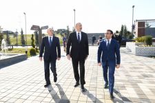 Prezident İlham Əliyev Kürdəmirdə “ASAN xidmət” mərkəzinin açılışında iştirak edib (FOTO) (YENİLƏNİB)