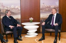 Prezident İlham Əliyevin Avropa İttifaqının komissarı ilə görüşü olub (FOTO) (YENİLƏNİB)