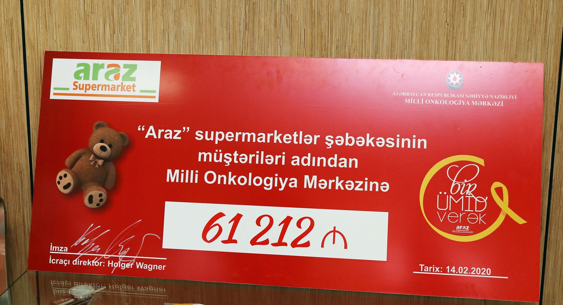 Heydər Əliyev Fondunun vitse-prezidenti Leyla Əliyeva onkoloji xəstəlikdən əziyyət çəkən uşaqlarla görüşüb (FOTO)