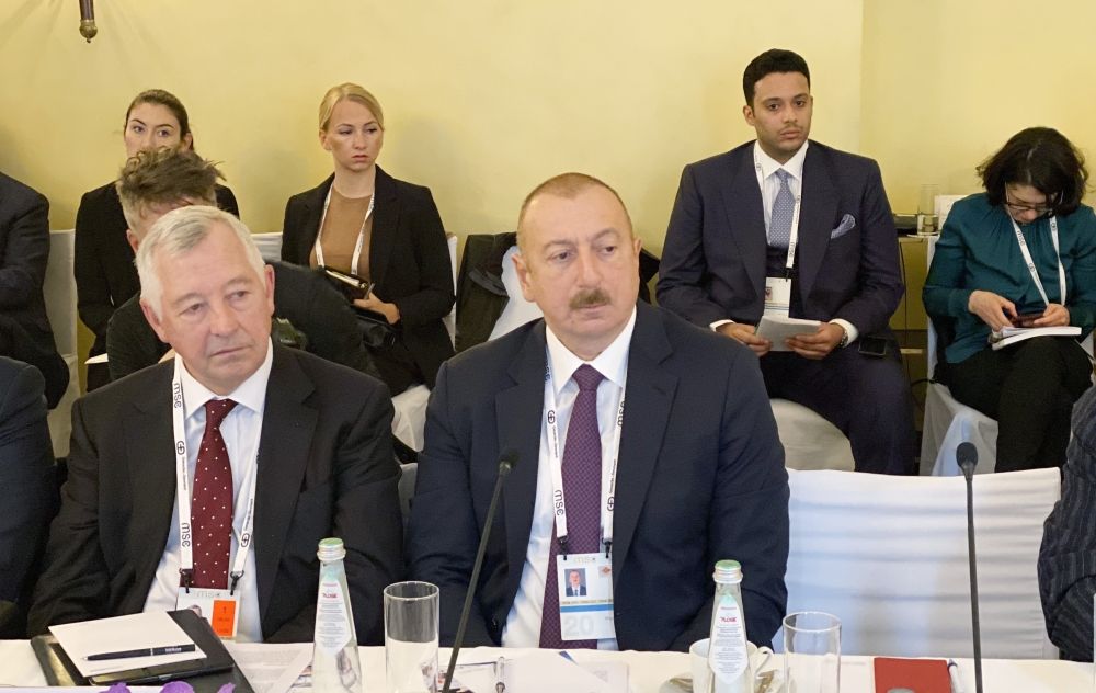 Prezident İlham Əliyev Münxen Təhlükəsizlik Konfransı çərçivəsində “Enerji təhlükəsizliyi” mövzusunda dəyirmi masada iştirak edib (FOTO) (YENİLƏNİB)