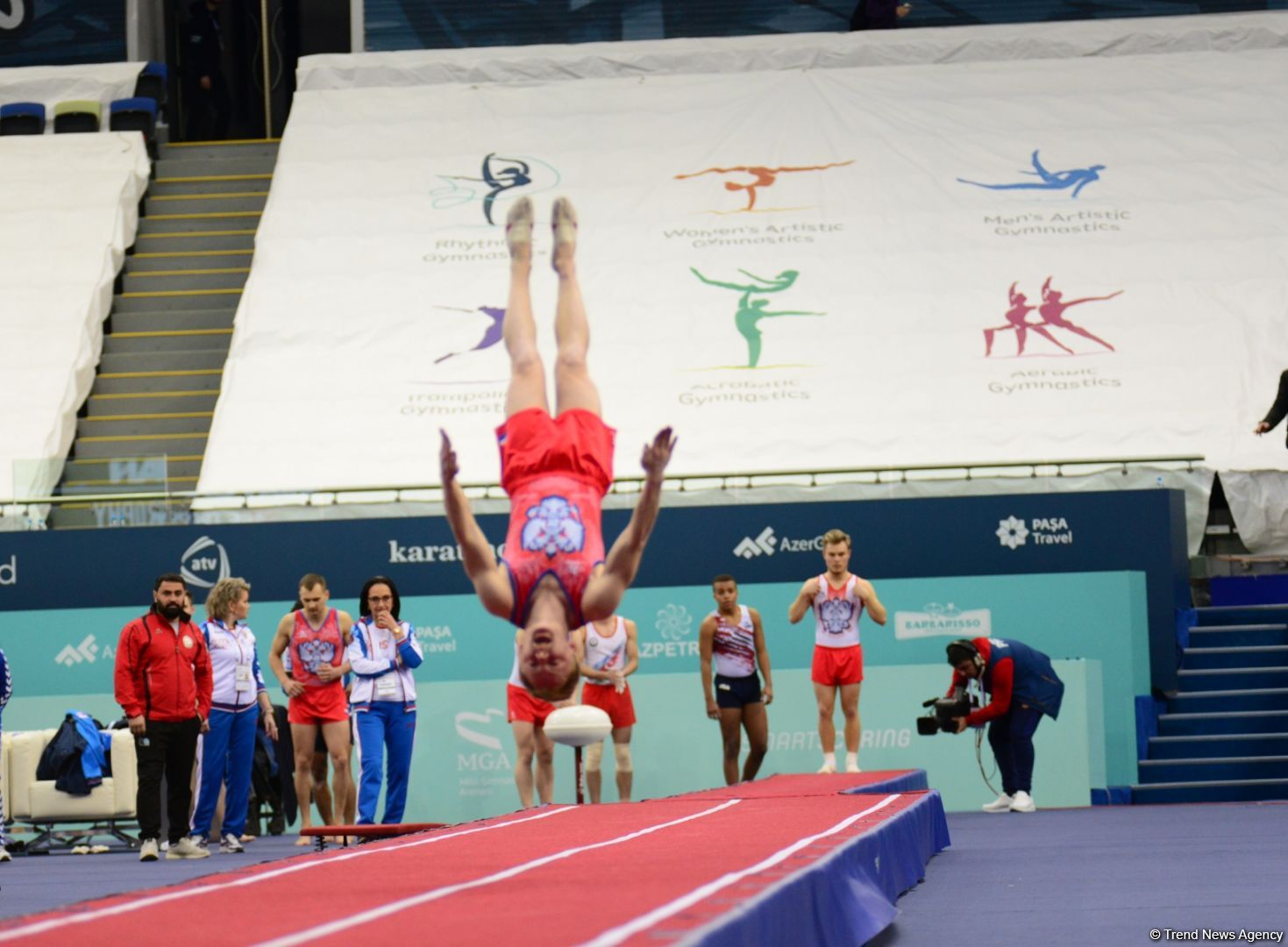 Bakıda batut gimnastikası və tamblinq üzrə Dünya Kuboku start götürüb (FOTO)