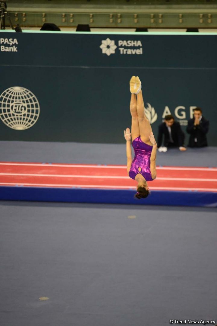 Azərbaycan gimnastı Selcan Maqsudova Dünya Kubokunda öz proqramını təqdim edib (FOTO)