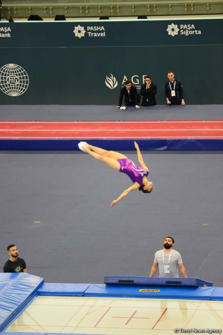 Azərbaycan gimnastı Selcan Maqsudova Dünya Kubokunda öz proqramını təqdim edib (FOTO)