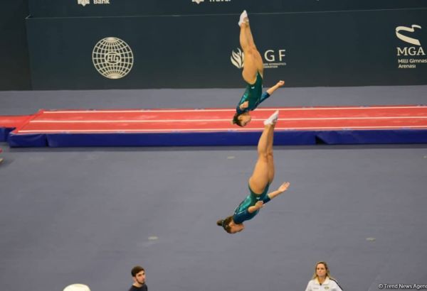 Qadınlar arasında sinxron cütlüklərin yarışında rusiyalı gimnastlar birinci yerə çıxıblar
