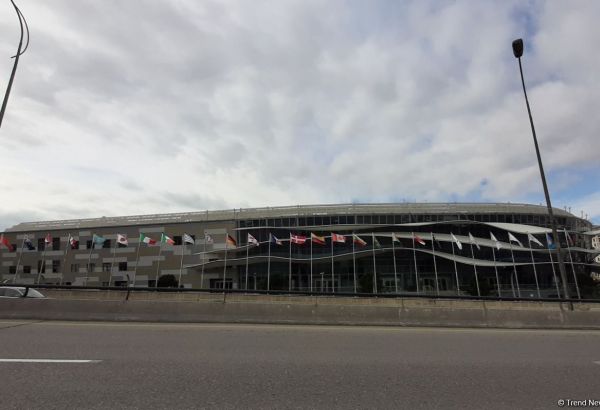 Fərdi proqramda çinli gimnast birinci yeri tutub (FOTO)