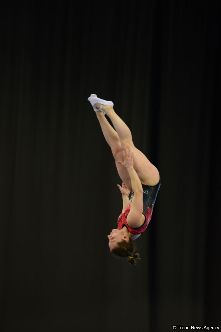 Bakıda batut gimnastikası və tamblinq üzrə Dünya Kubokunda yarışların ikinci günü başlayıb (FOTO)