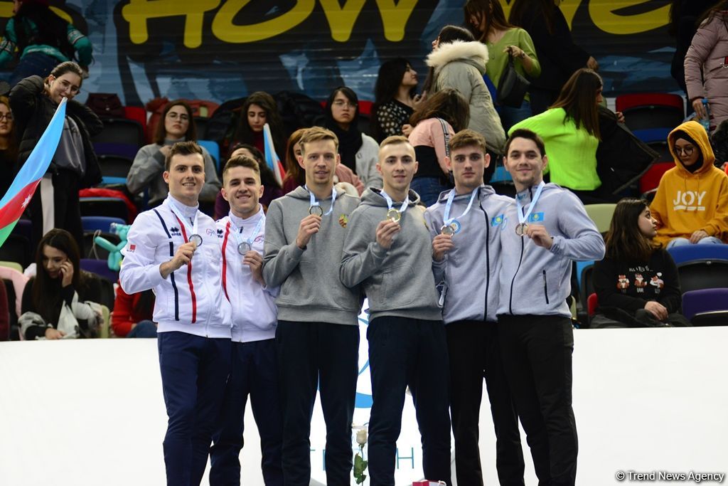 Dünya Kuboku çərçivəsində batut gimnastikası üzrə sinxron cütlüklər yarışında qaliblər mükafatlandırılıb (FOTO)