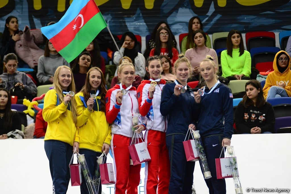 Dünya Kuboku çərçivəsində batut gimnastikası üzrə sinxron cütlüklər yarışında qaliblər mükafatlandırılıb (FOTO)