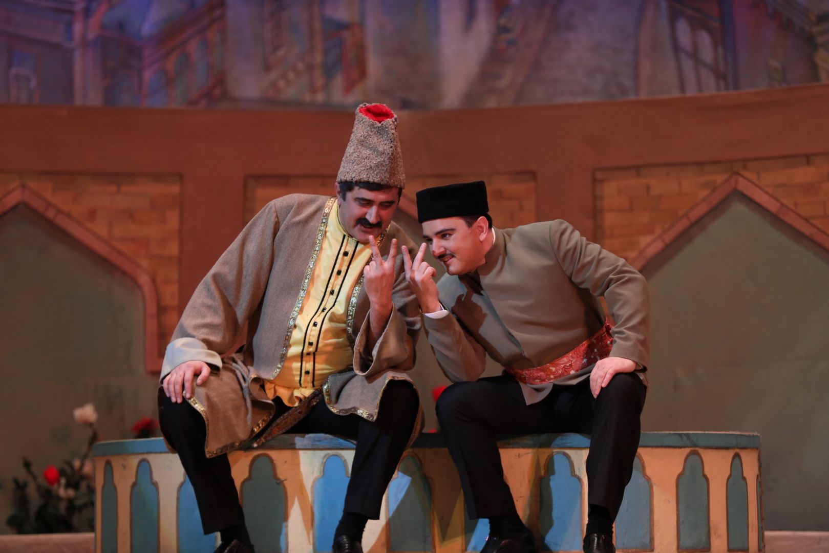 “Arşın mal alan” operettası anşlaqla keçib (FOTO/VİDEO)