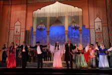 “Arşın mal alan” operettası anşlaqla keçib (FOTO/VİDEO)