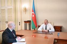 Prezident İlham Əliyev Bakı Nəqliyyat Agentliyinin İdarə Heyətinin sədrini qəbul edib (FOTO/VİDEO)