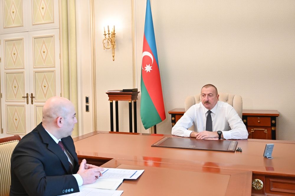 Prezident İlham Əliyev Bakı Nəqliyyat Agentliyinin İdarə Heyətinin sədrini qəbul edib (FOTO/VİDEO)