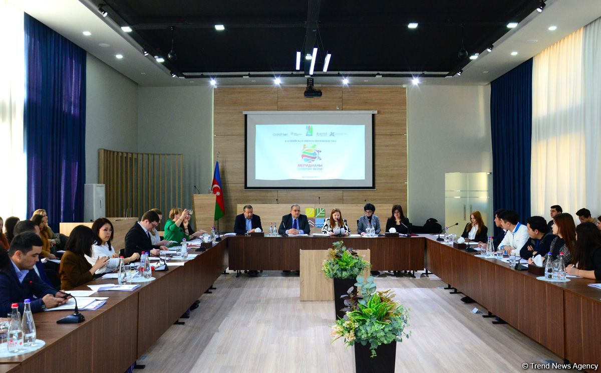 Xəzəryanı dövlətlərin könüllü fəaliyyətinin təcrübələri müzakirə edilir (FOTO)