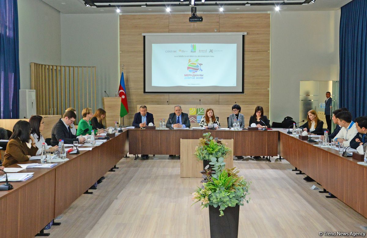 Xəzəryanı dövlətlərin könüllü fəaliyyətinin təcrübələri müzakirə edilir (FOTO)