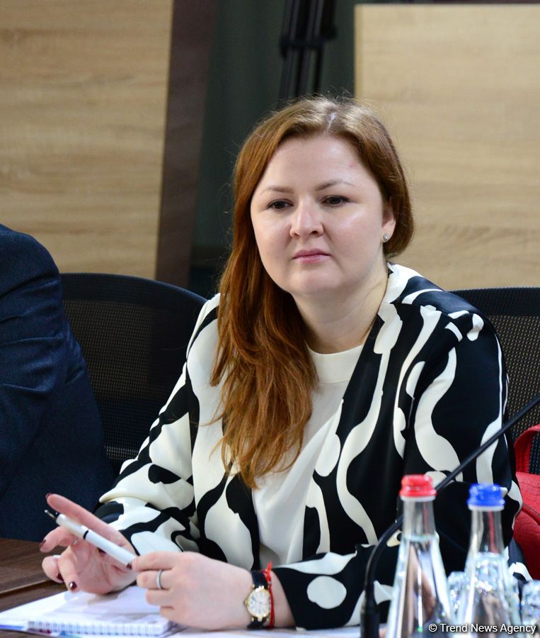 Xəzəryanı dövlətlərin könüllü fəaliyyətinin təcrübələri müzakirə edilir (FOTO)