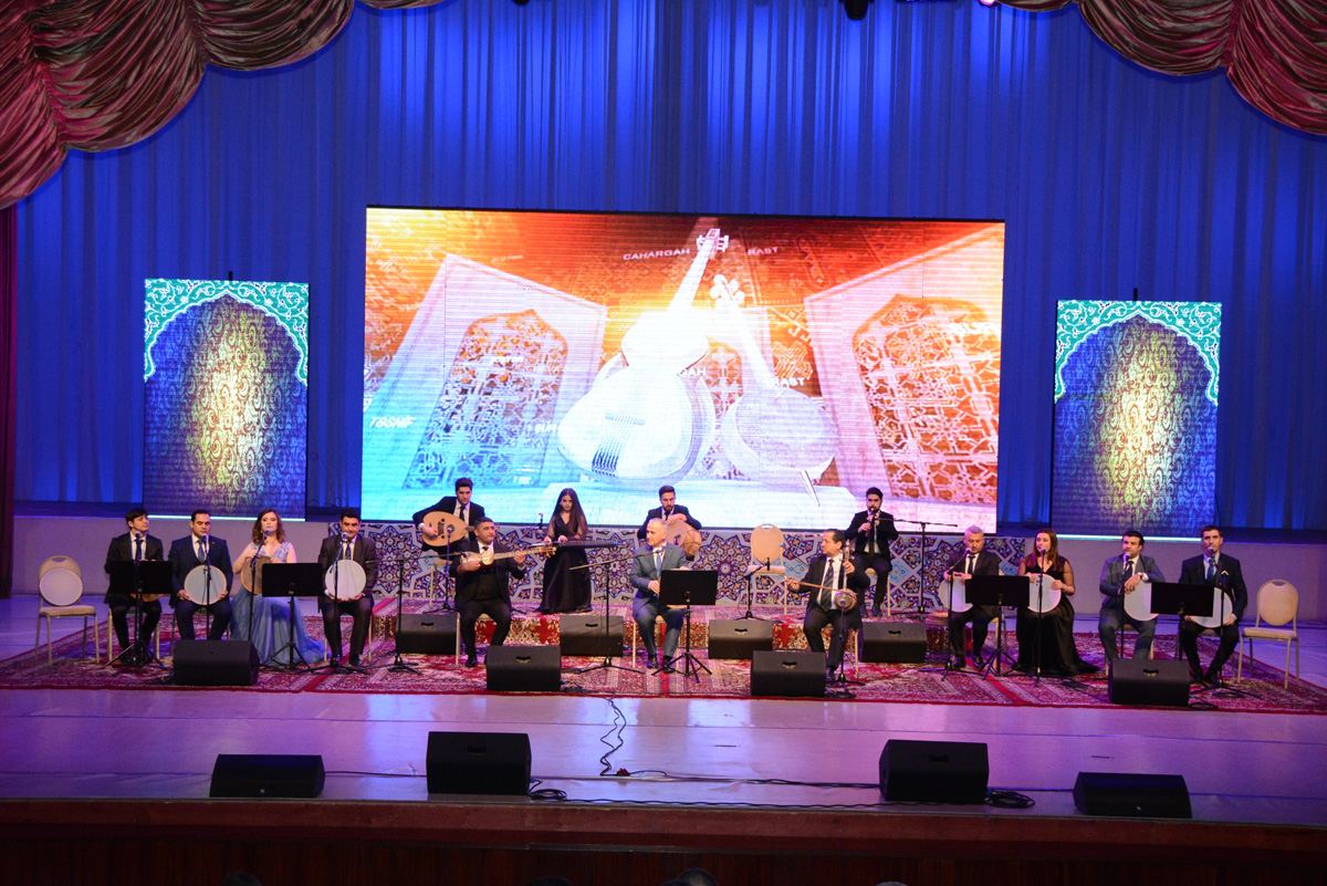 Heydər Əliyev Sarayında “Muğam dünyamıza səyahət” adlı konsert keçirilib (FOTO)