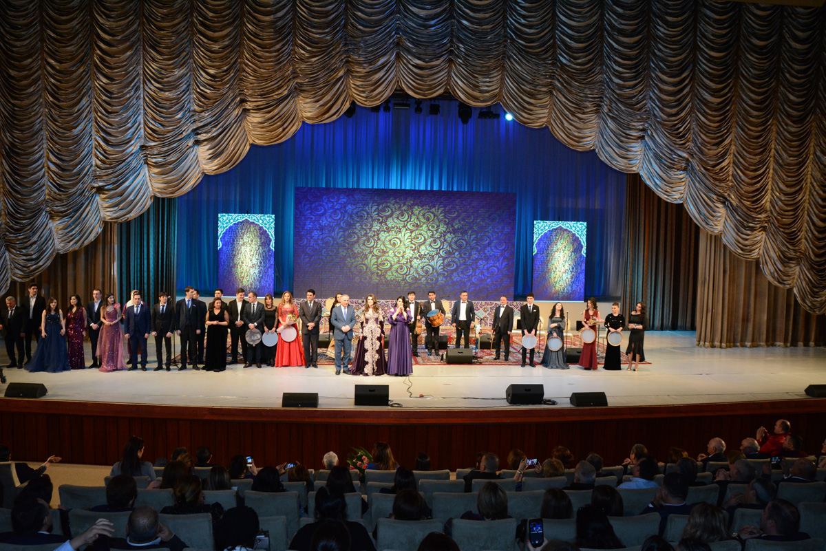 Heydər Əliyev Sarayında “Muğam dünyamıza səyahət” adlı konsert keçirilib (FOTO)