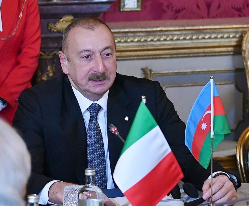 Azərbaycan Prezidenti İlham Əliyevin və İtaliya Prezidenti Sercio Mattarellanın geniş tərkibdə görüşü olub (YENİLƏNİB) (FOTO)