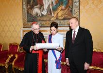 Birinci vitse-prezident Mehriban Əliyeva Papa Cəngavər Ordeninin ən ali dərəcəsinə layiq görülüb (FOTO)