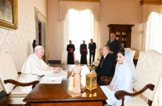 Azərbaycan Prezidenti İlham Əliyev Vatikanda Papa Fransisk ilə görüşüb (FOTO) (YENİLƏNİB)
