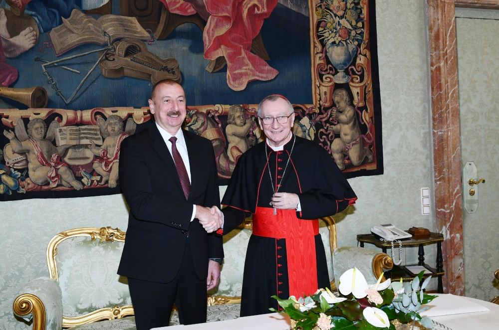 Prezident İlham Əliyevin Vatikanda Müqəddəs Taxt-Tacın dövlət katibi kardinal Pietro Parolin ilə görüşü olub (FOTO) (YENILƏNİB)
