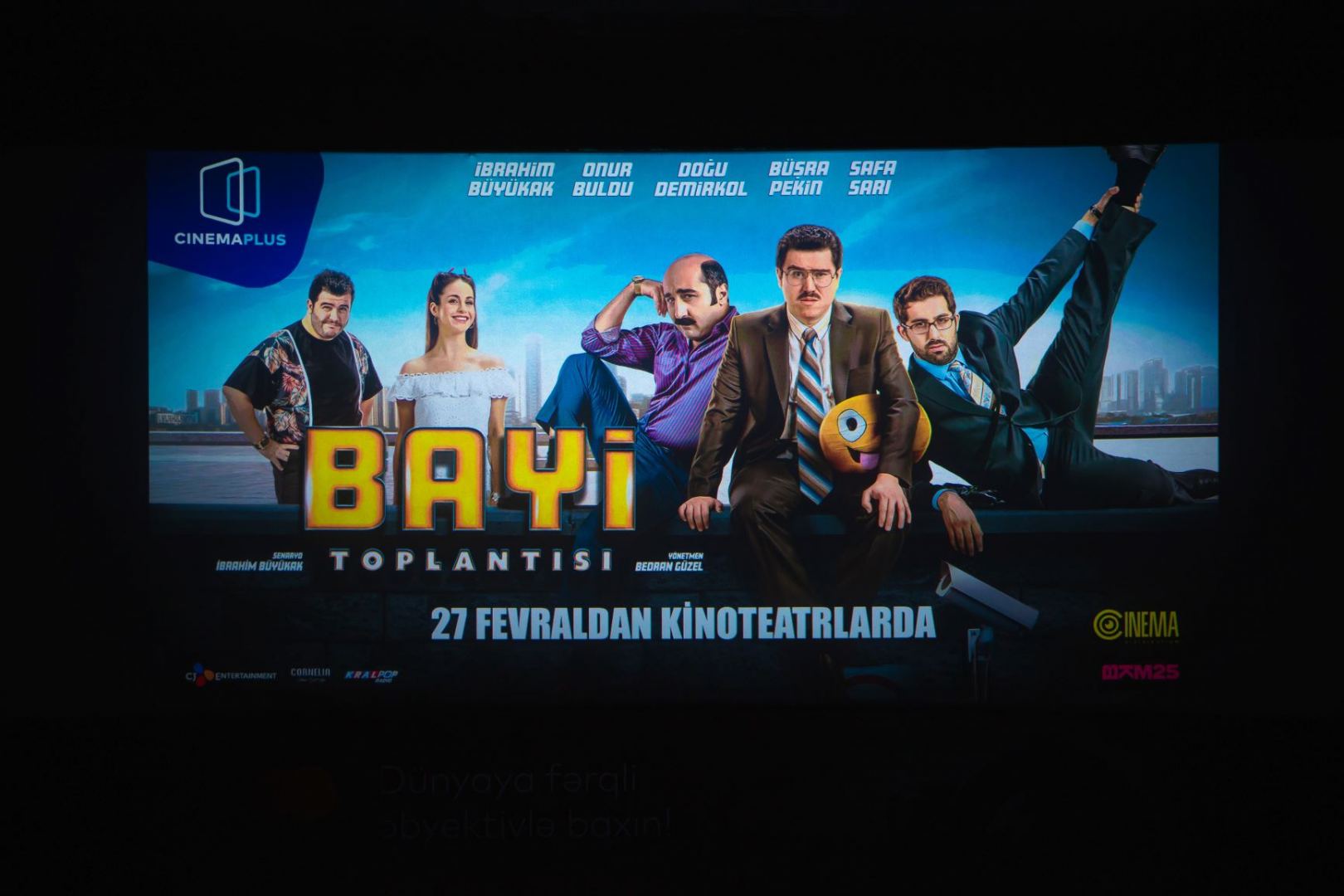 “CinemaPlus” kinoteatrında “Bayi toplantısı” türk komediyasının premyeradan öncə nümayişi keçirilib (FOTO/VİDEO)