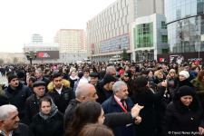 Azərbaycan ictimaiyyəti Xocalı soyqırımı qurbanlarının xatirəsini yad edir (FOTO)