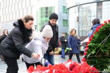 Azərbaycan ictimaiyyəti Xocalı soyqırımı qurbanlarının xatirəsini yad edir (FOTO)