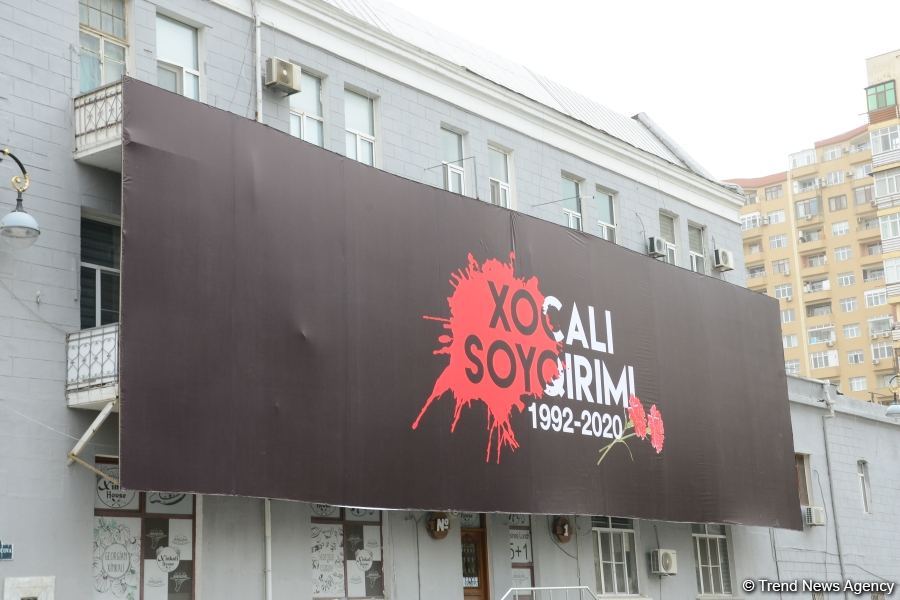 Azərbaycan ictimaiyyəti Xocalı soyqırımı qurbanlarının xatirəsini yad edir (FOTO)