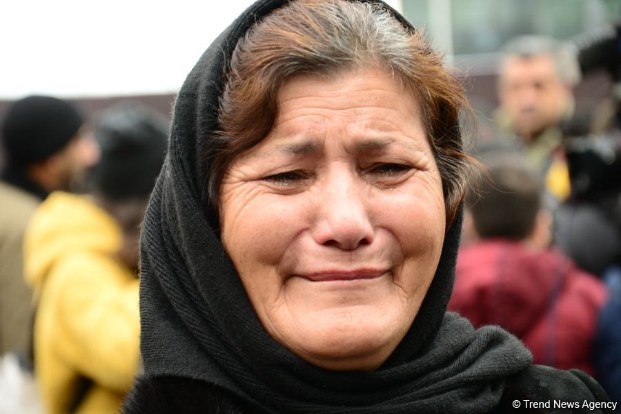 Azərbaycan ictimaiyyəti Xocalı soyqırımı qurbanlarının xatirəsini yad edir (FOTO)