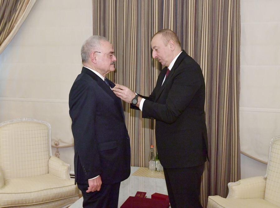 Prezident İlham Əliyev Artur Rasi-zadəyə 1-ci dərəcəli “Vətənə xidmətə görə” ordenini təqdim edib (FOTO) (YENİLƏNİB)