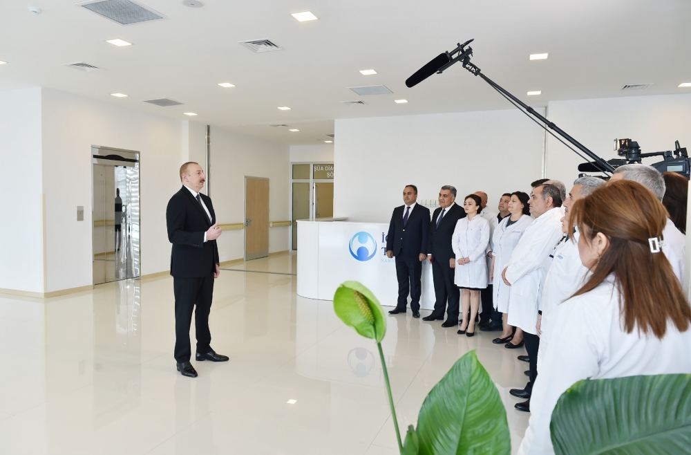 Prezident İlham Əliyev Goranboy Rayon Mərkəzi Xəstəxanasının açılışında iştirak edib (FOTO) (YENİLƏNİB)