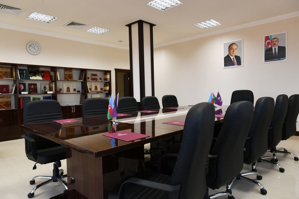 Prezident İlham Əliyev “Azərxalça” ASC-nin Goranboy filialının fəaliyyəti ilə tanış olub (FOTO) (YENİLƏNİB)