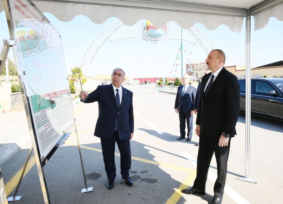 Prezident İlham Əliyev Qızılhacılı-Goranboy-Goran-Rəhimli-Veyisli-Qazanbulaq-Borsunlu yolunun açılışında iştirak edib (FOTO) (YENİLƏNİB)