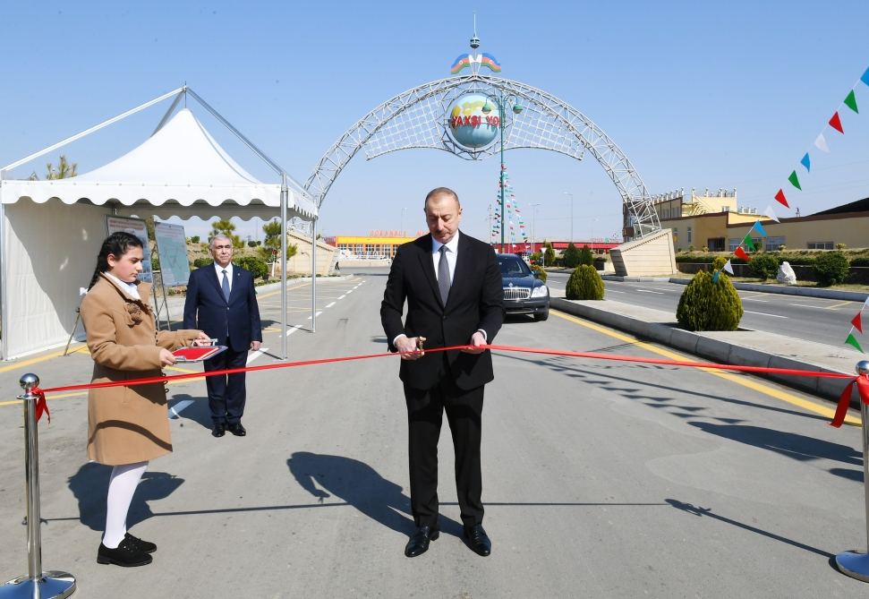 Prezident İlham Əliyev Qızılhacılı-Goranboy-Goran-Rəhimli-Veyisli-Qazanbulaq-Borsunlu yolunun açılışında iştirak edib (FOTO) (YENİLƏNİB)