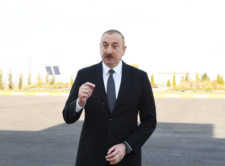 Prezident İlham Əliyev “Şəmkirçay” Sutəmizləyici Qurğular Kompleksinin açılışında iştirak edib (FOTO) (YENİLƏNİB)