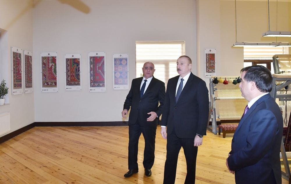 Prezident İlham Əliyev “Azərxalça” ASC-nin Qazax filialının fəaliyyəti ilə tanış olub (FOTO)
