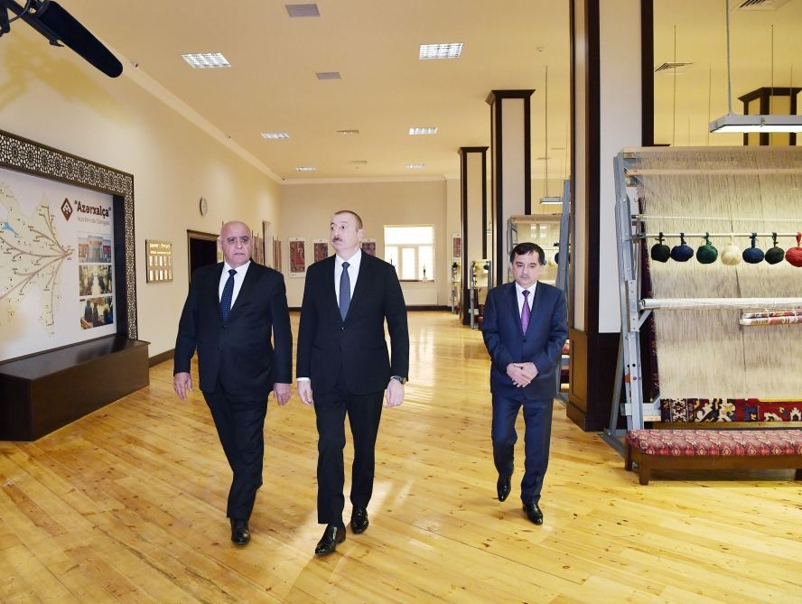 Prezident İlham Əliyev “Azərxalça” ASC-nin Qazax filialının fəaliyyəti ilə tanış olub (FOTO)