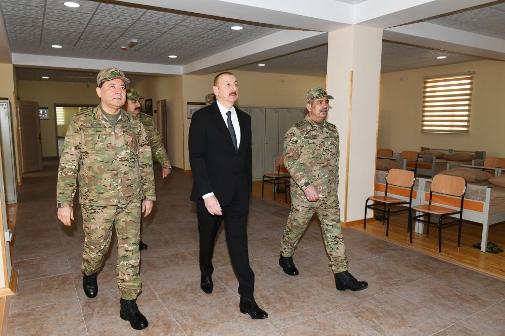 Prezident İlham Əliyev Müdafiə Nazirliyinin “N” saylı hərbi hissəsinin açılışında iştirak edib (FOTO) (YENİLƏNİB)