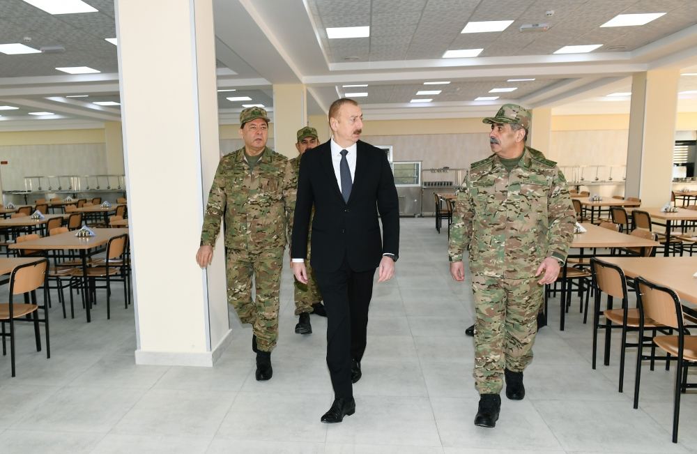 Prezident İlham Əliyev Müdafiə Nazirliyinin “N” saylı hərbi hissəsinin açılışında iştirak edib (FOTO) (YENİLƏNİB)