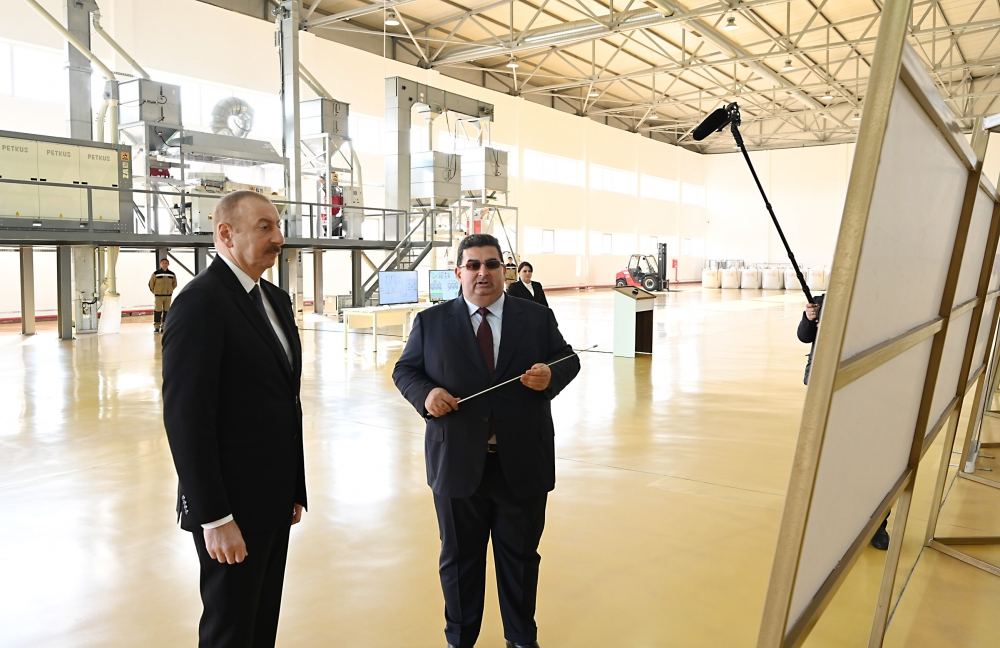 Prezident İlham Əliyev Ağstafa Aqrar Sənaye Kompleksinin açılışında iştirak edib (FOTO/VİDEO) (YENİLƏNİB)